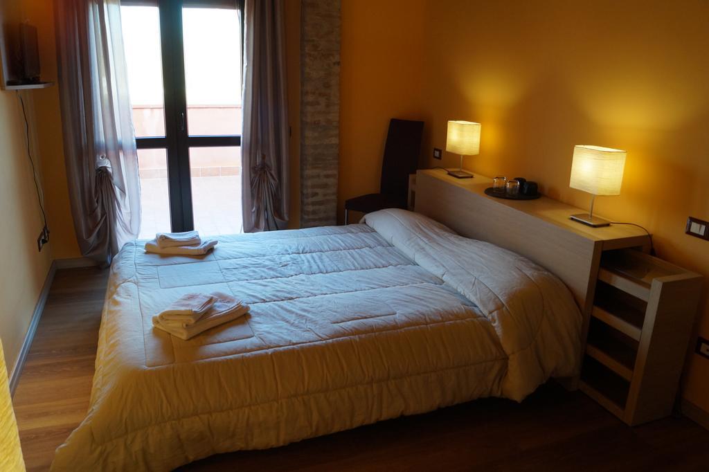 Conte Pietro Room&Breakfast Φεράρα Εξωτερικό φωτογραφία